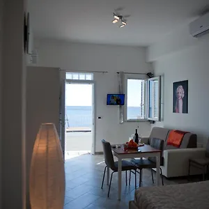 Apartment Taormina Holidays