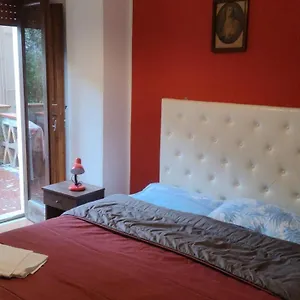  Apartamento Giardini-naxos Via Umberto 25