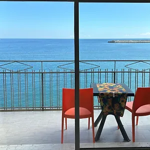 La Mansarda Giardini-Naxos