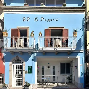  Bed and breakfast La Piazzetta
